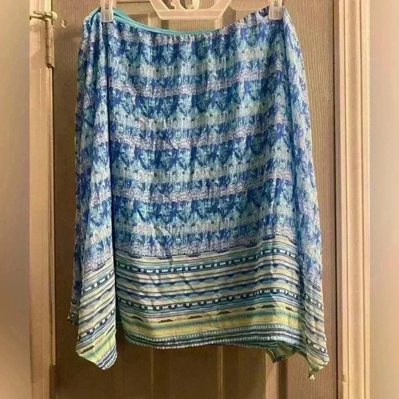 Cato Woman skirt with lining & elastic waist sides are shorter than front & back - Picture 4 of 7